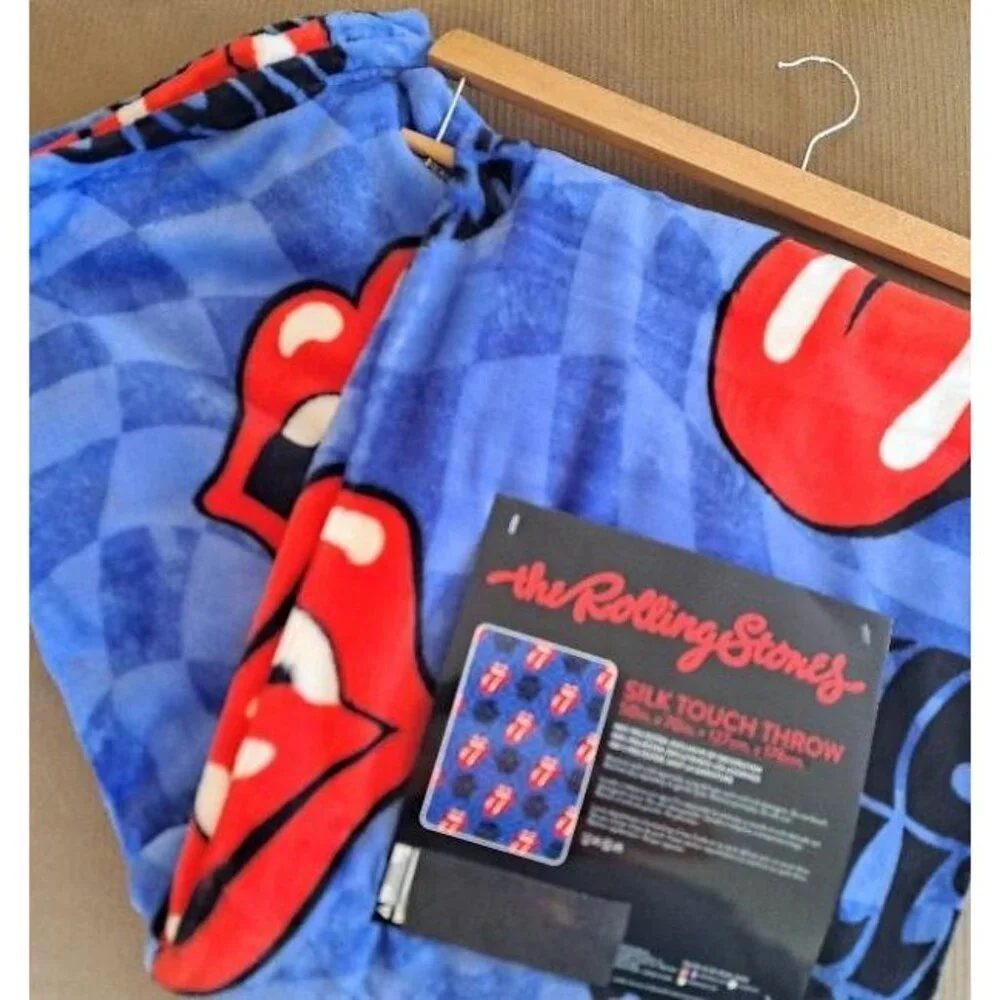 New Blue The Rolling Stones Plush Fleece Gift Throw Blanket Red Lips Tongue Logo